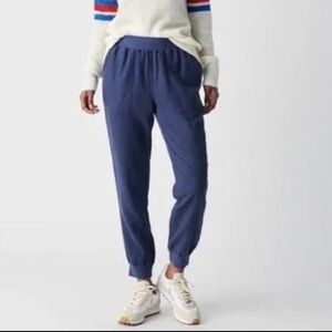 Faherty Arlie Day Linen Jogger – Women’s Small, Blue